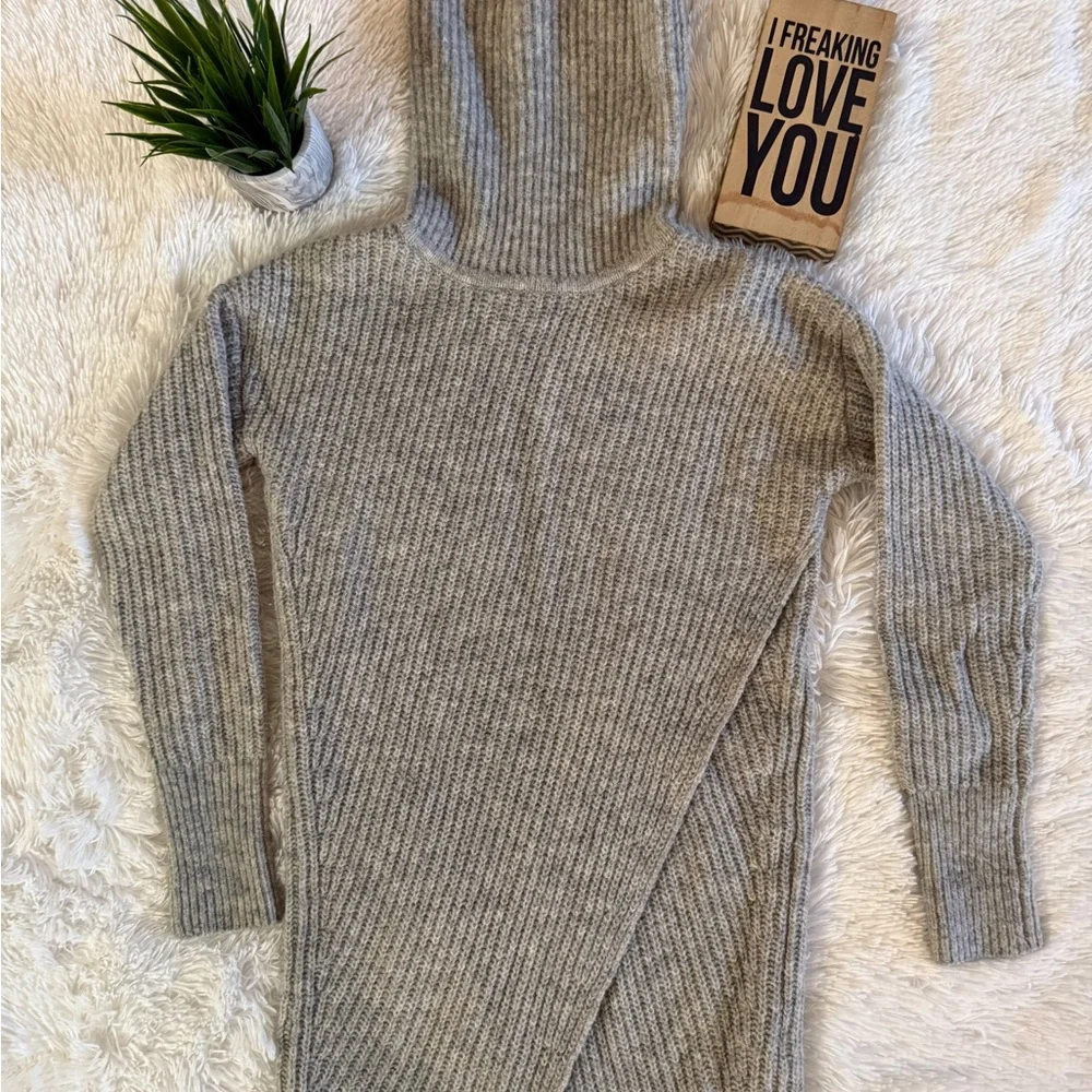 Banana Republic Gray Turtleneck Asymmetrical Sweater